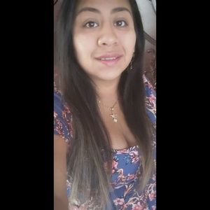 Meet your Posher, Ana